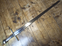 Jednoruční meč ořech